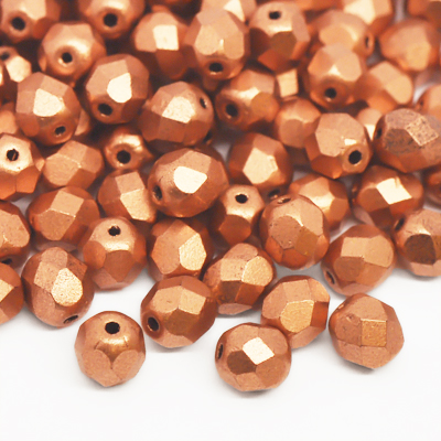 Tjeckiska Fire Polished fasetterade pärlor, 6mm rund, Matte Metallic Copper, 50st